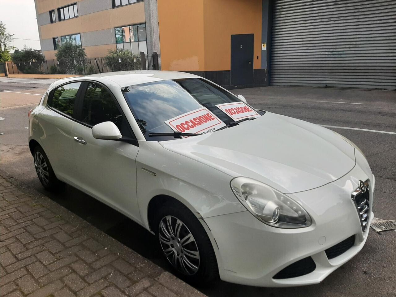 Alfa Romeo Giulietta 1.4 Turbo MultiAir Distinctive KM 120.MILA A 6.999 EURO