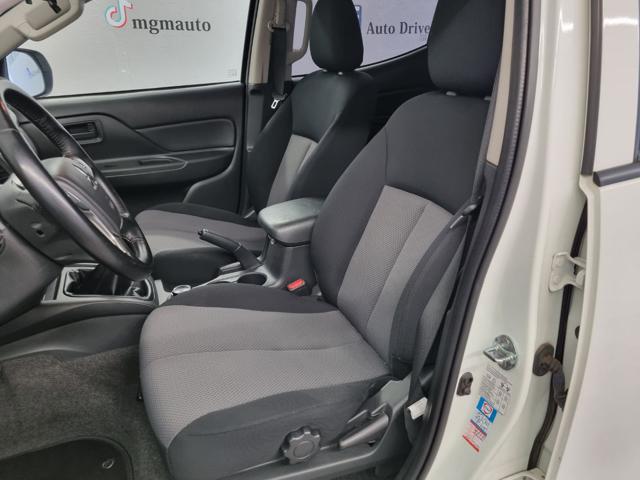 MITSUBISHI L200 2.3 D Double Cab 4x4 Easy Select Invite Connect