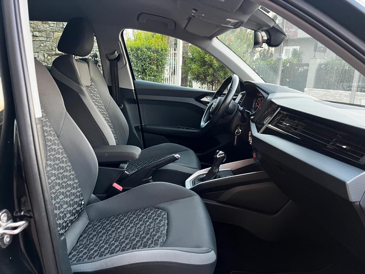 Audi A1 SPB 35 TFSI S tronic -2019- MATRIX