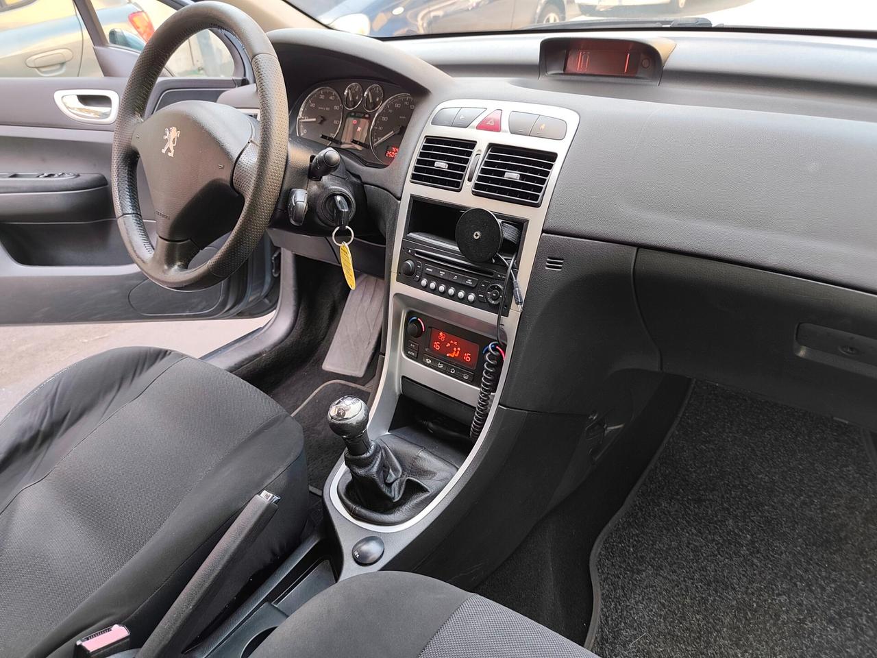Peugeot 307 1.6 16V Perfetta