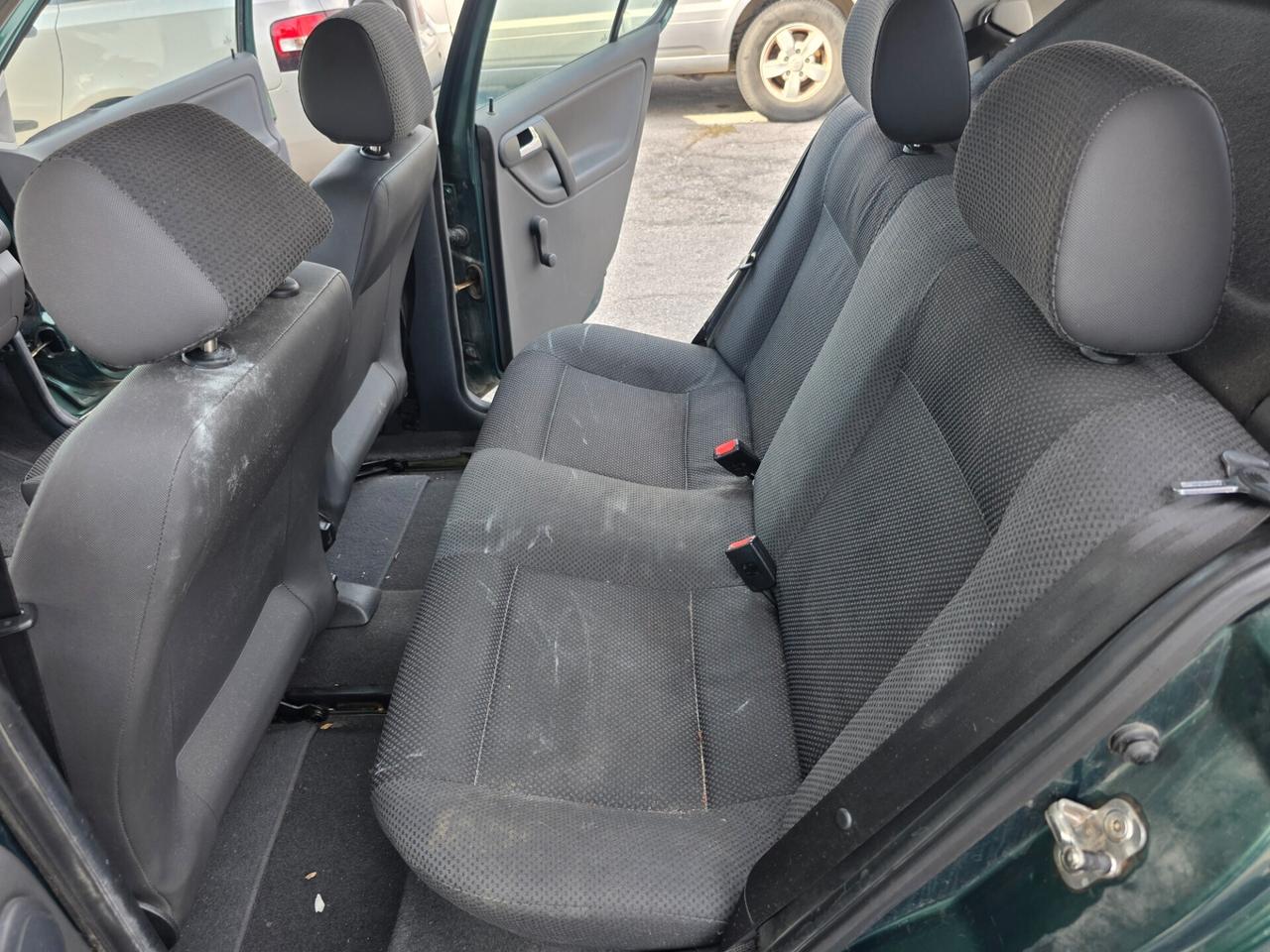 Volkswagen Polo 1.4 cat 5 porte Con 266.000km Neopatentati ok