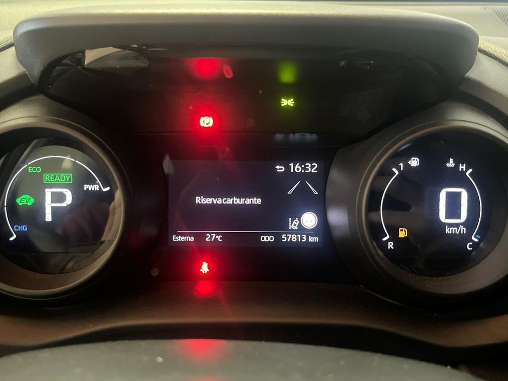 Toyota Yaris Cross 1.5h Active fwd 116cv e-cvt