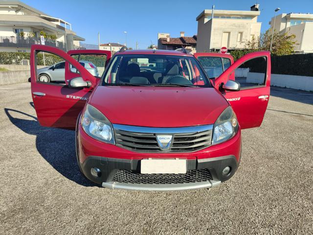 DACIA Sandero Stepway 1.6 Benzina ( TAGLIANDATA )