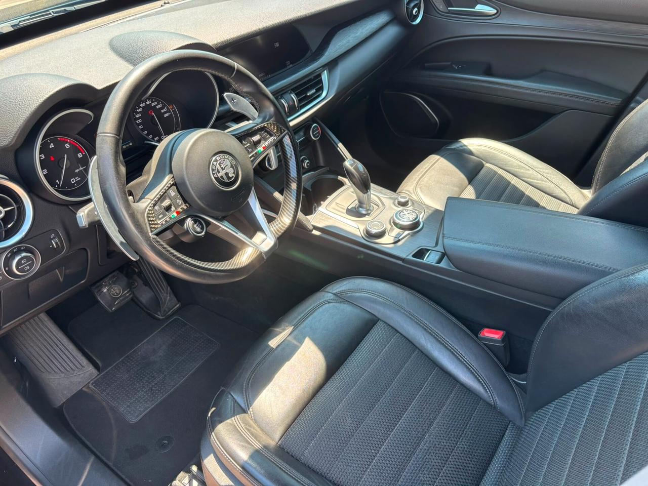 Alfa Romeo Stelvio 2.2 Turbodiesel 180 CV AT8 Q4 Business