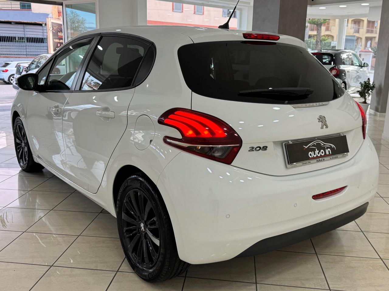 Peugeot 208 1.2 82cv 5 porte Allure