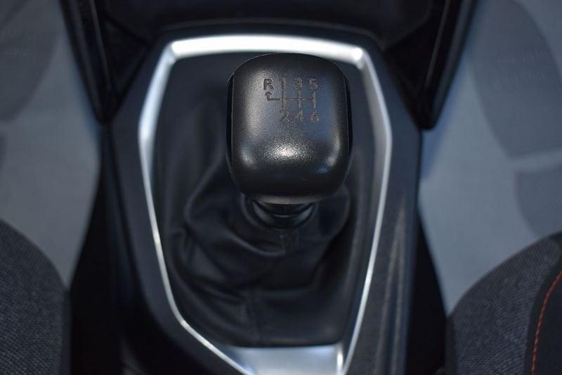 Peugeot 2008 2008 BlueHDi 110 S&S Active Pack