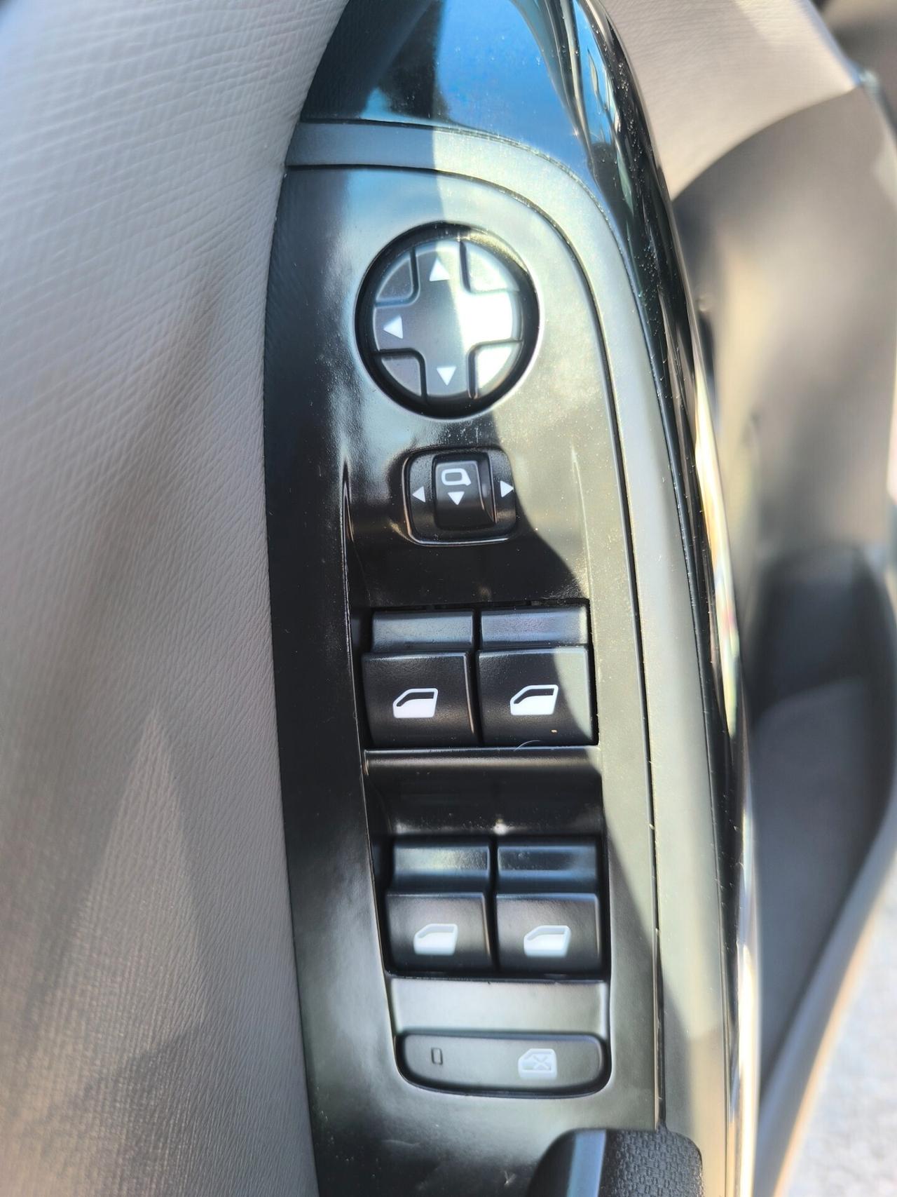 CITROEN C4 PICASSO SHINE 1.5 HDI 120cv LED/NAV/SENS. POST/