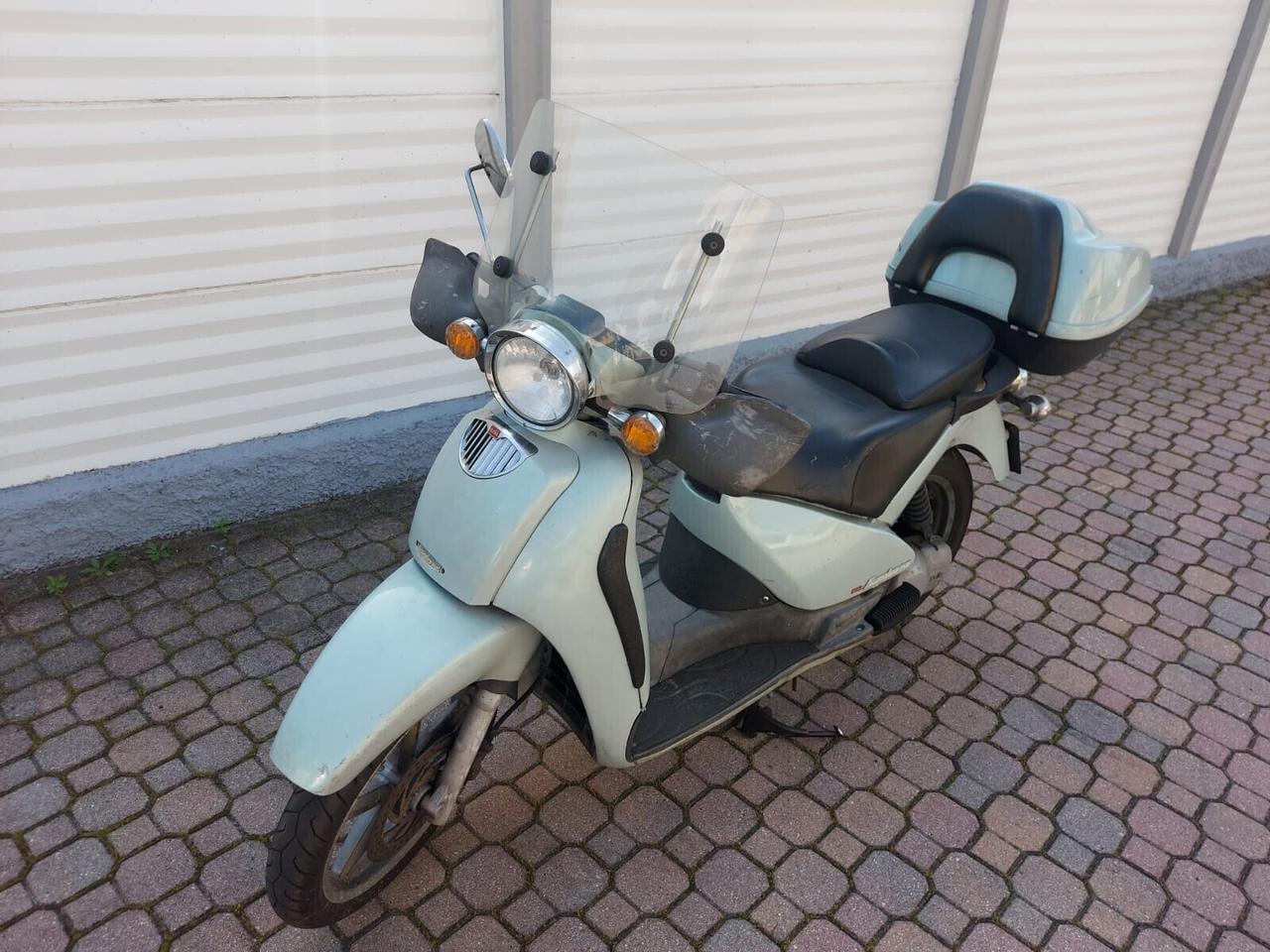 Aprilia Scarabeo 150