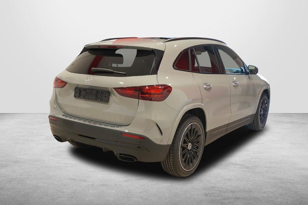 MERCEDES-BENZ GLA 200D NEW 150CV AUTOMATIC 4MATIC AMG LINE ( FARI LED - TETTO PANORAMICO APR. - AMBIENT LIGHTS - PELLE - CRUISE - NIGHT PACK - NAVI PREMIUM - PARK ASSIST - TELECAMERA 360 - CERCHI 20 )