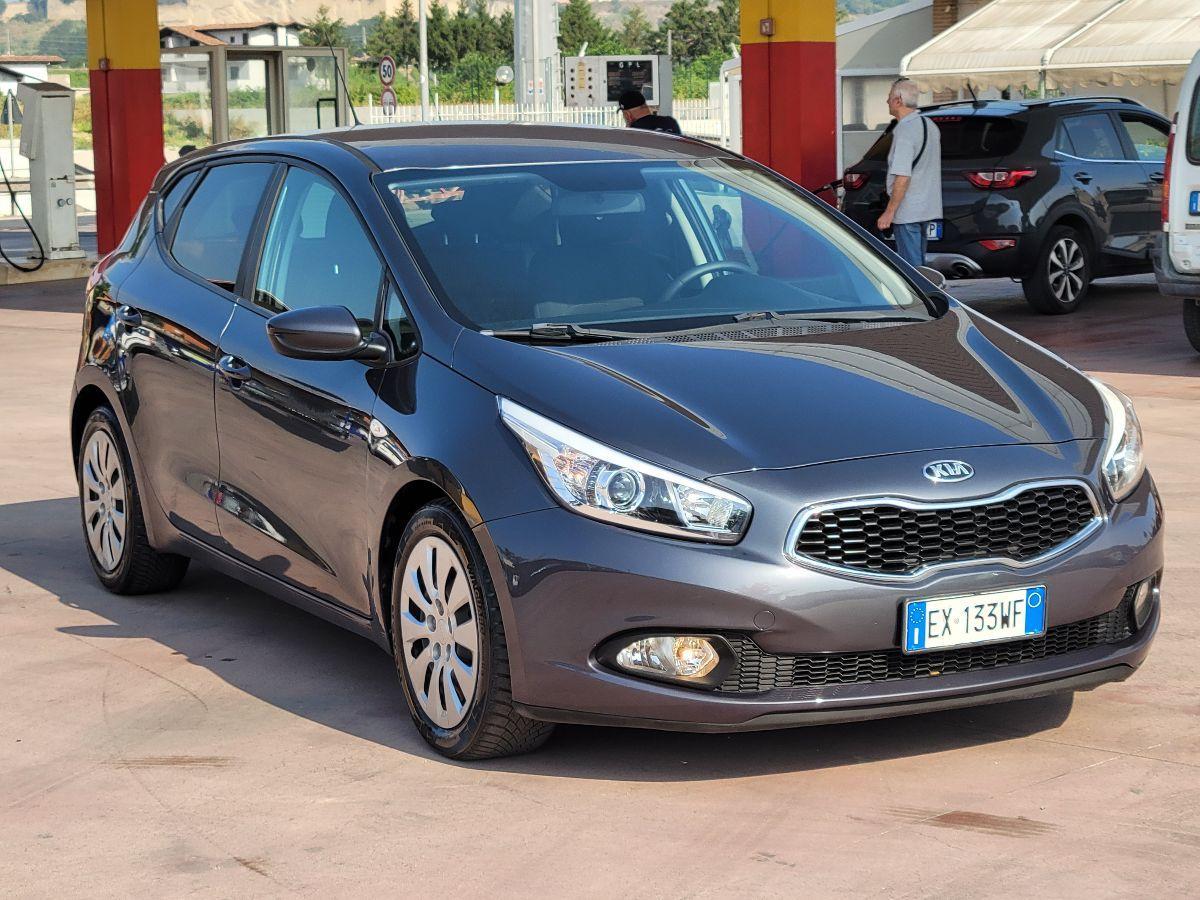 KIA - cee'd - 1.6 CRDi 110CV 5 porte Cool
