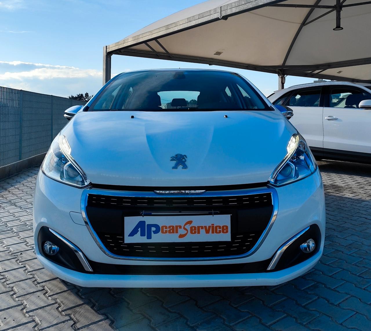 Peugeot 208 BlueHDi 75 5 porte Allure