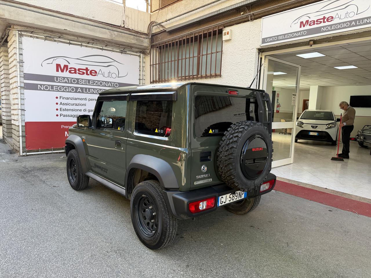 Suzuki Jimny 1.5 5MT PRO Autocarro