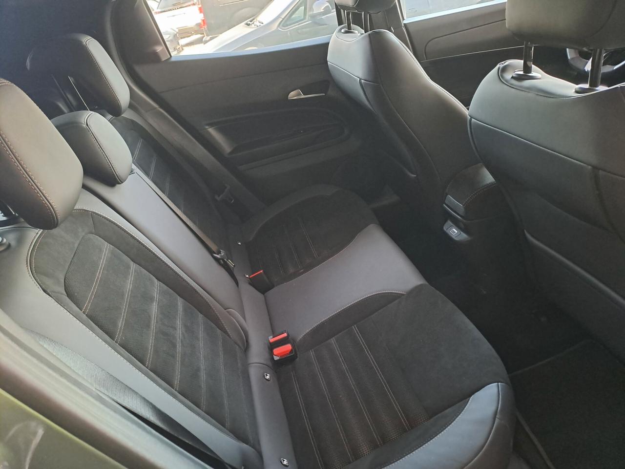 Alfa Romeo Junior 1.2 145 CV Hybrid eDCT6 Q4 Intensa