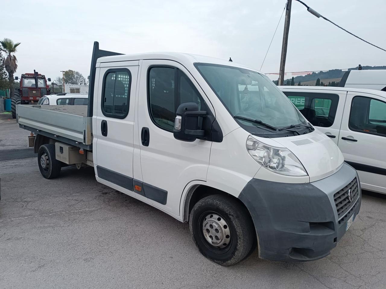 FIAT DUCATO 2.3 diesel 7 POSTI RIMORCHIO 1400 kg