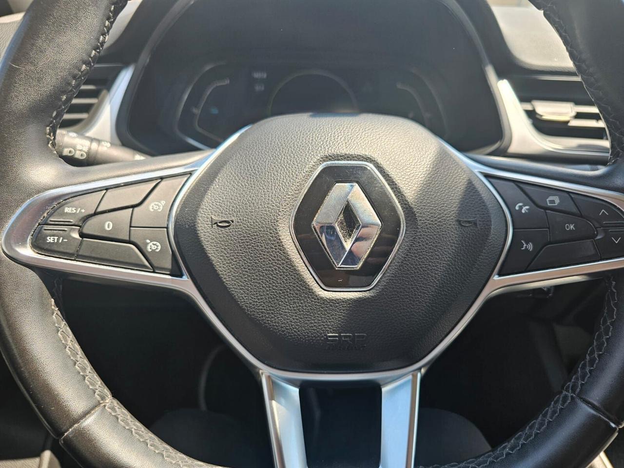 Renault Captur 1.6 E-Tech hybrid Intens 145cv auto