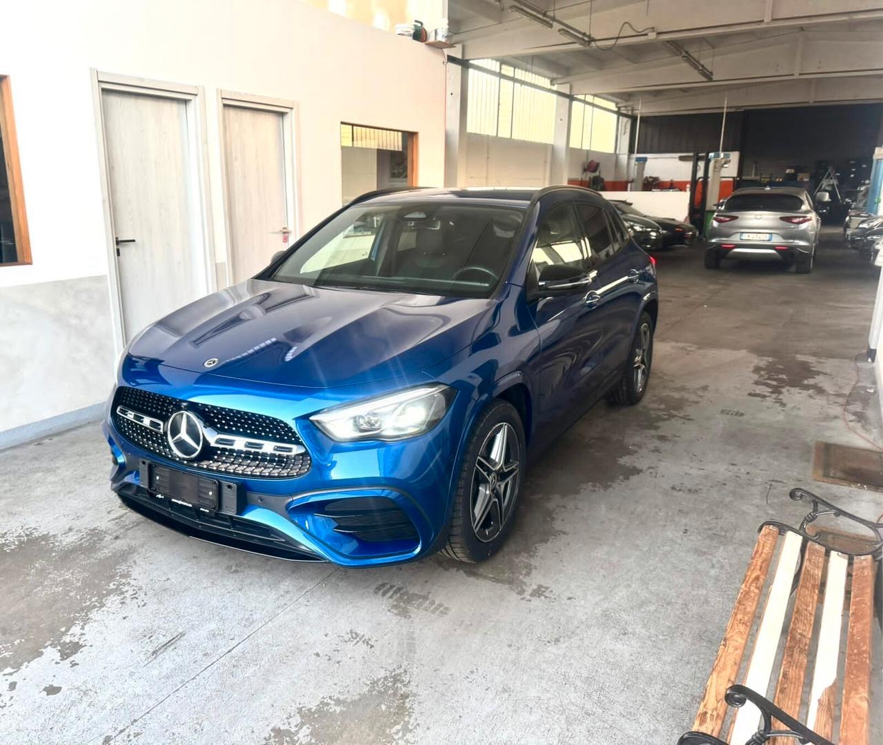 Mercedes-benz GLA 220 GLA 200 Automatic 4Matic Premium