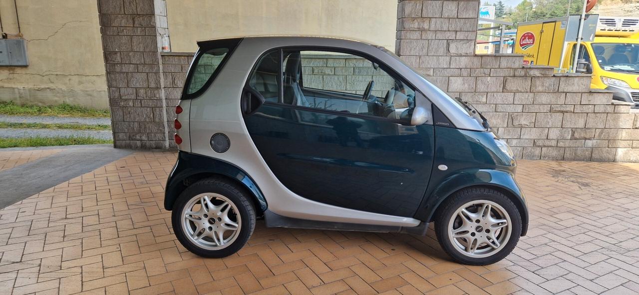 Smart ForTwo 700 coupé grandstyle (45 kW) CLIMA