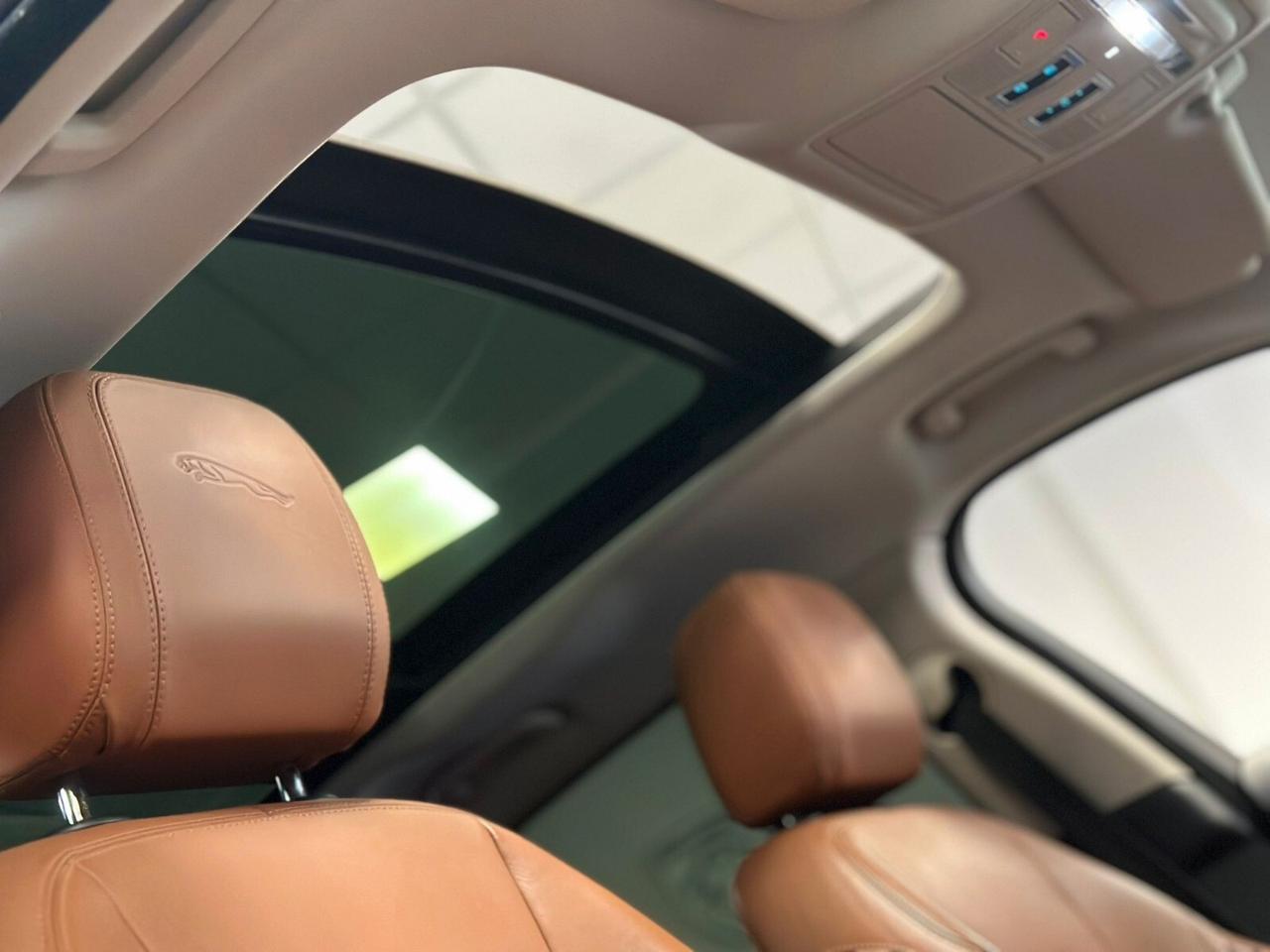 Jaguar F-Pace 2.0 D 180 CV AWD aut. Portfolio