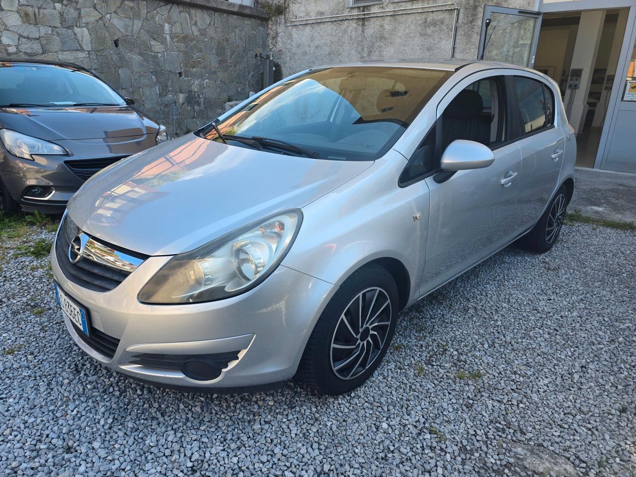 Opel Corsa 1.2 85CV 5 porte GPL-TECH Club
