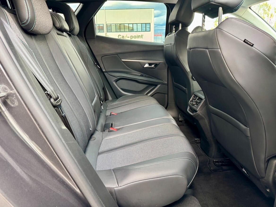 Peugeot 3008 BlueHDi 130 S&S EAT8 Allure Pack