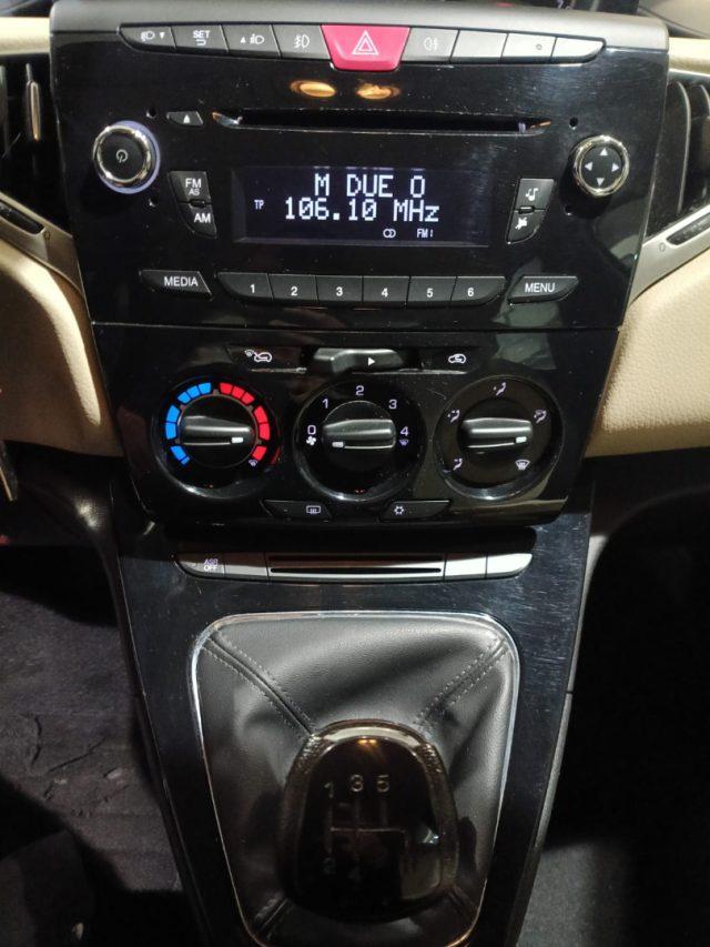 LANCIA Ypsilon 1.2 69 CV 5 porte Gold