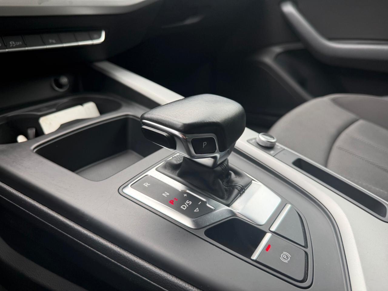 Audi A4 Avant 40 G-tron S-Tronic Business