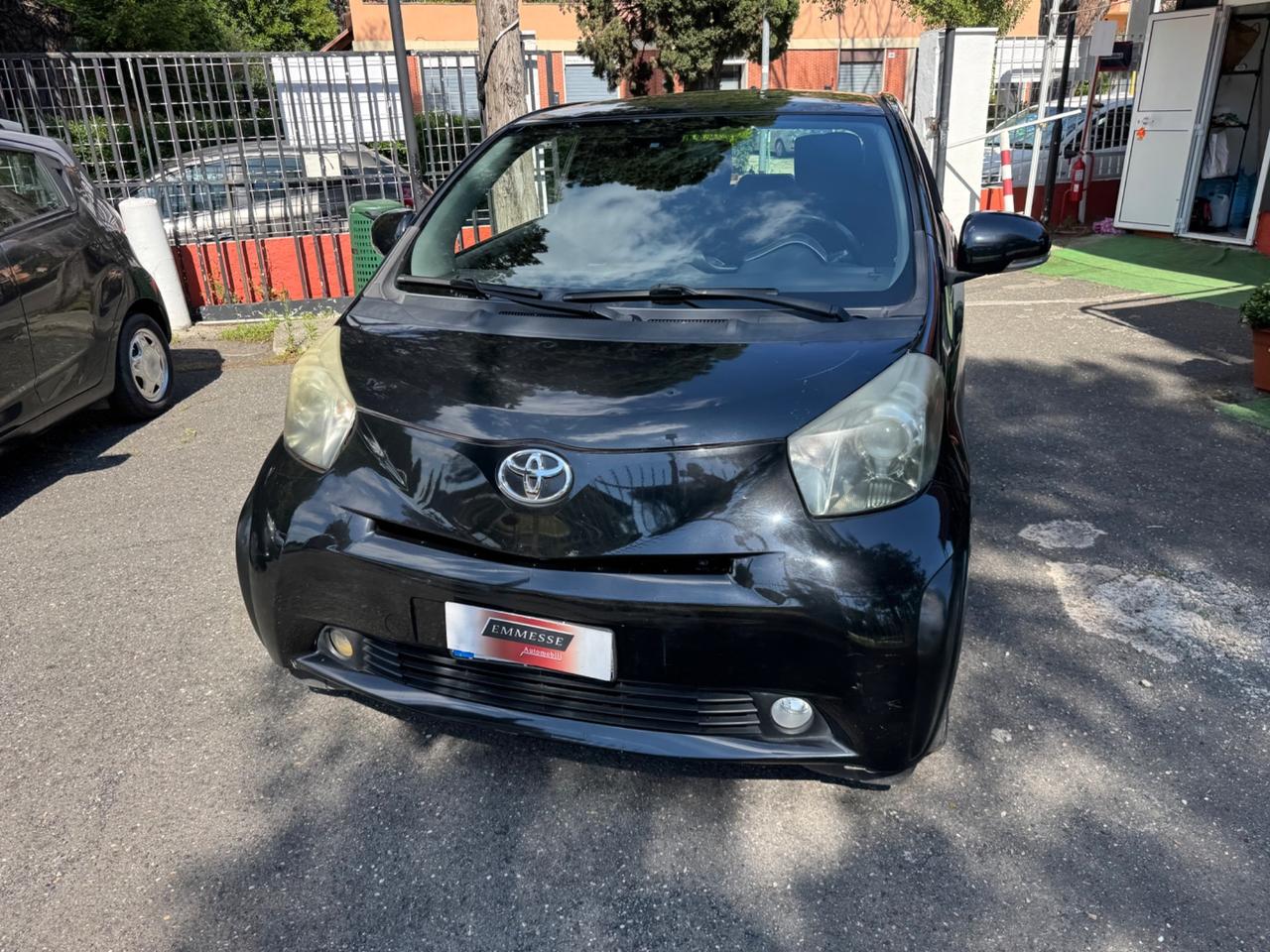 Toyota iQ 1.0 benzina - MANUALE - 2010