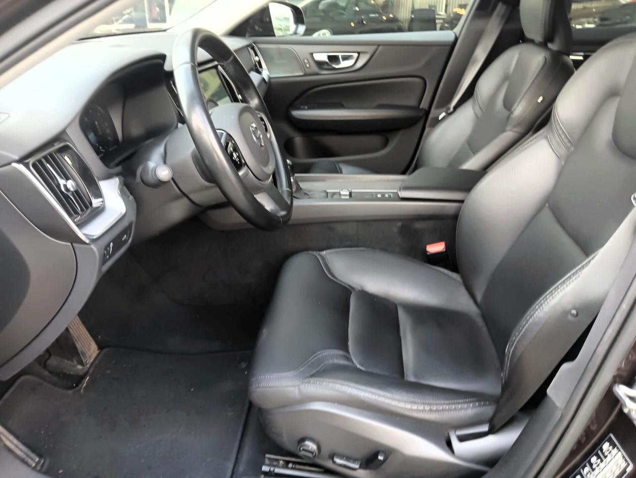 Volvo V60 Cross Country D4 AWD Geartronic Business Plus