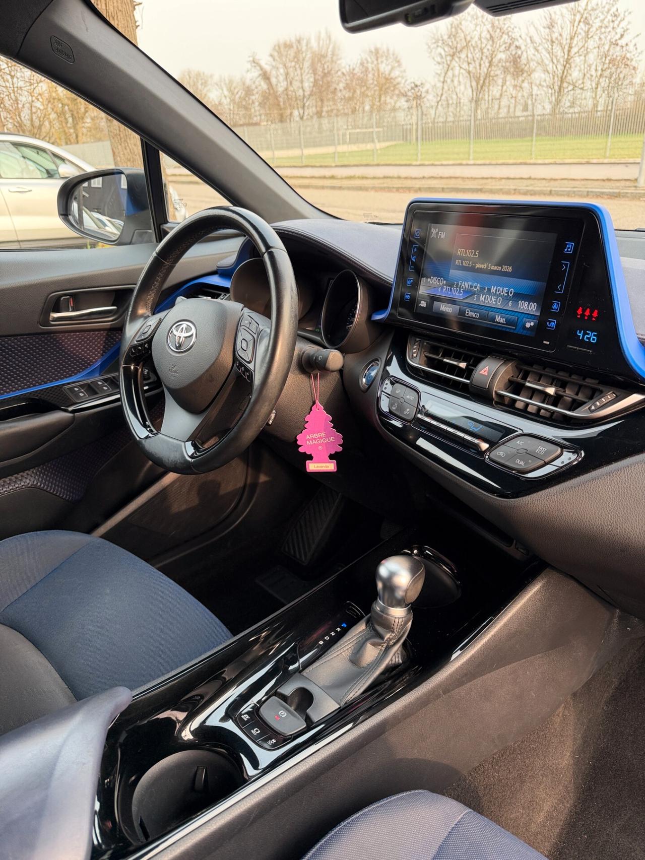 Toyota C-HR 1.8 Hybrid E-CVT Lounge