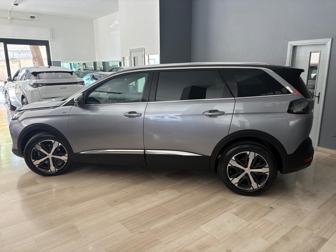 Peugeot 5008 BlueHDi 130 S&S EAT8 GT