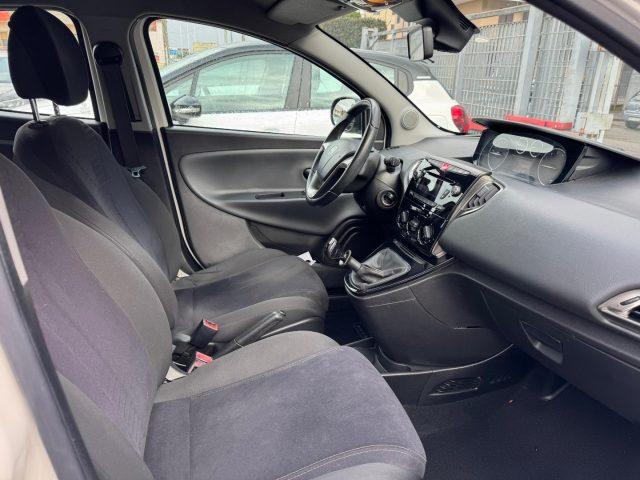 LANCIA Ypsilon 1.2 69 CV Gpl 5 porte Platinum