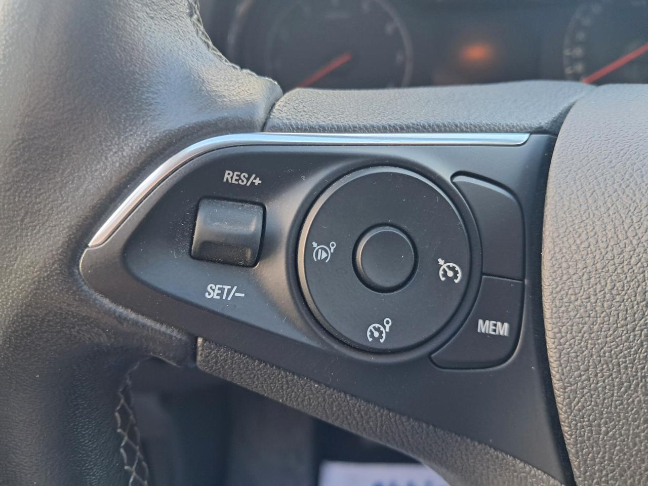 Opel Grandland X 1.5 diesel Ecotec Business Edition