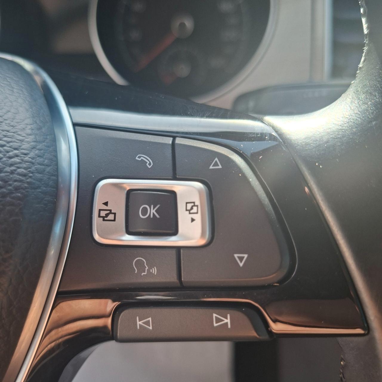 Volkswagen Golf Sportsvan 1.6 Tdi 115cv Dsg Comfortline