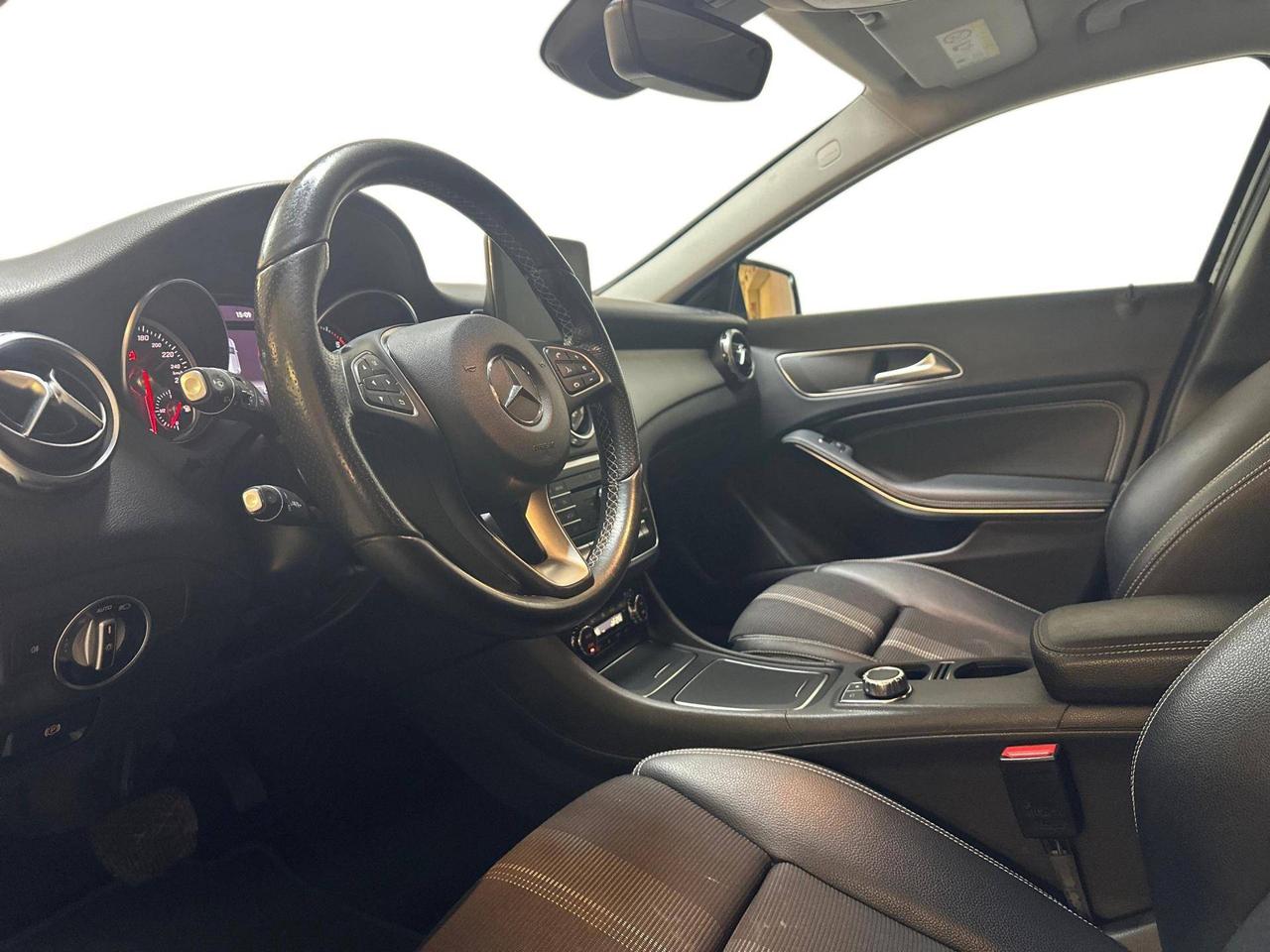 Mercedes GLA 200 d Sport 4matic