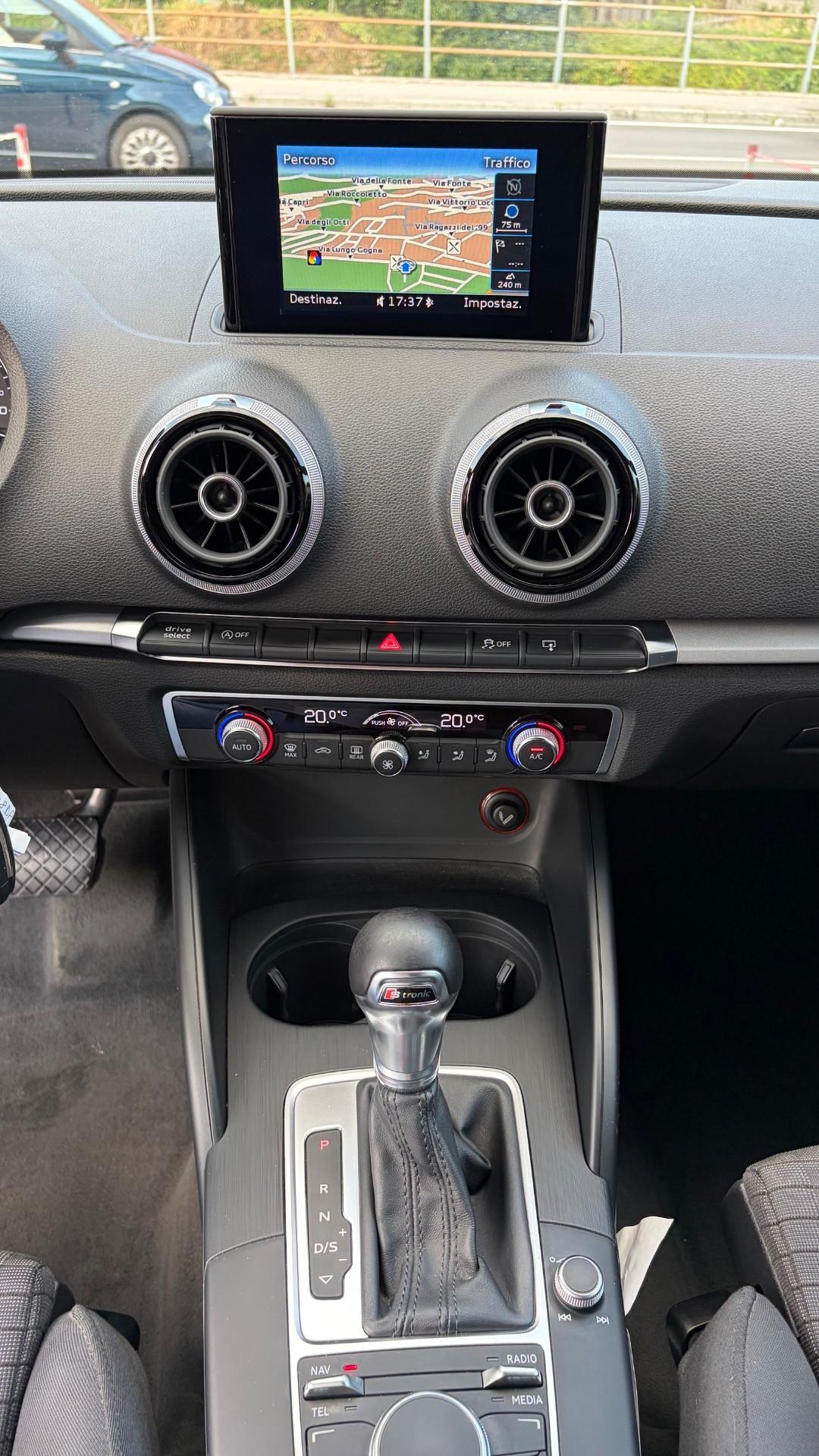 Audi A3 SPB 1.6 TDI S tronic Sport