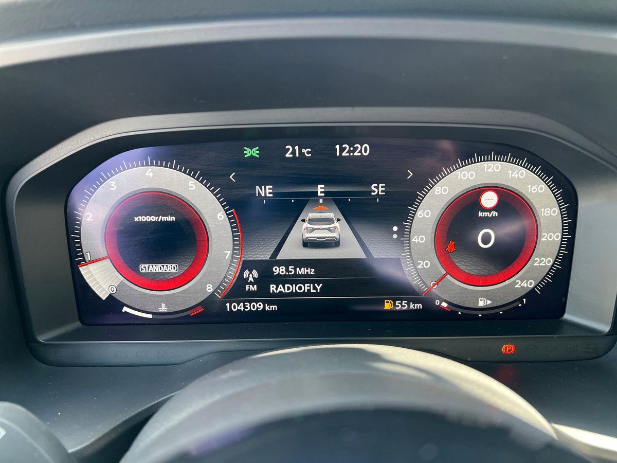 NISSAN QASHQAI N-CONNECTA MHYB 140CV