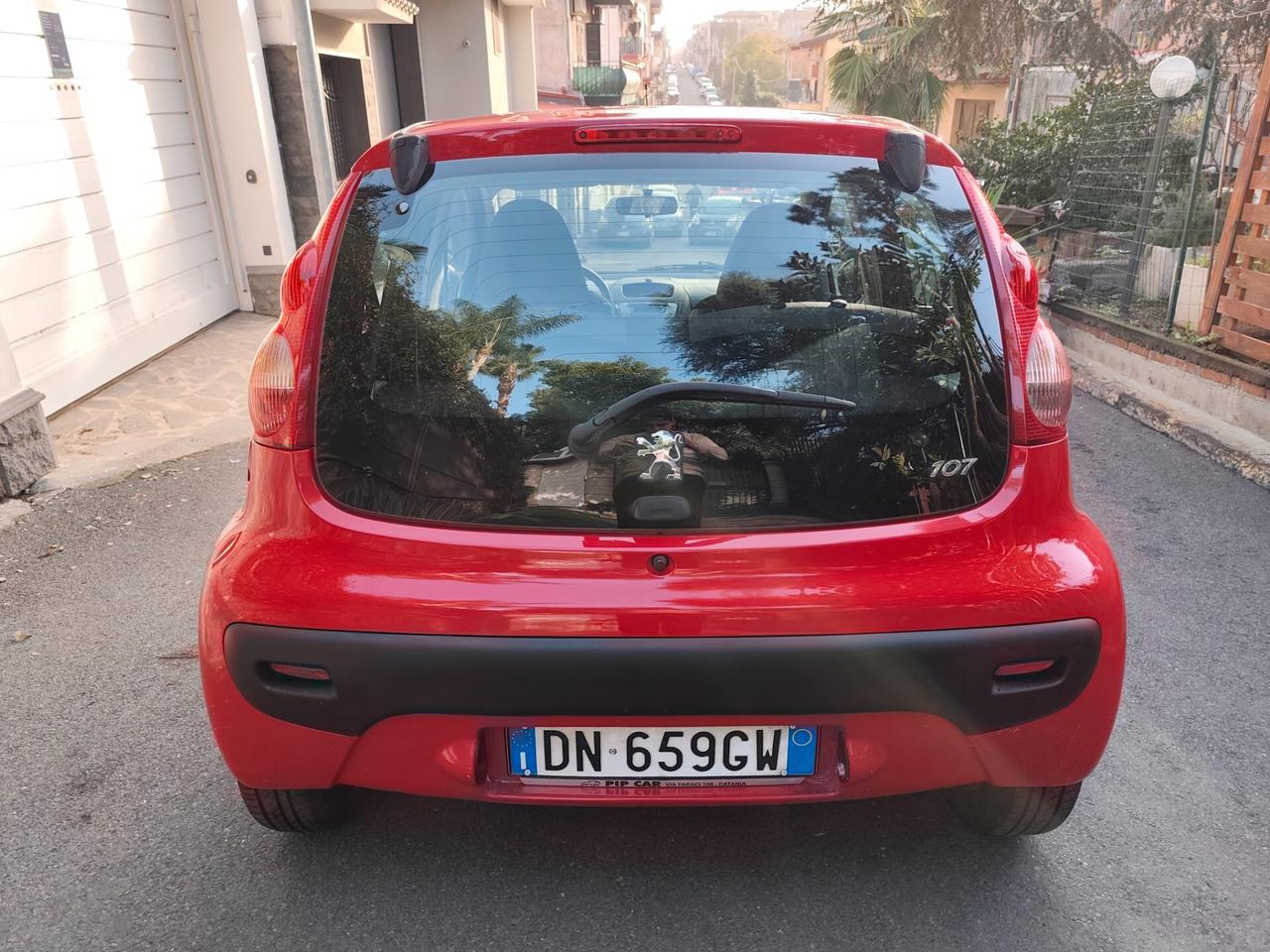Peugeot 107 1.0 68CV 5p. 2008