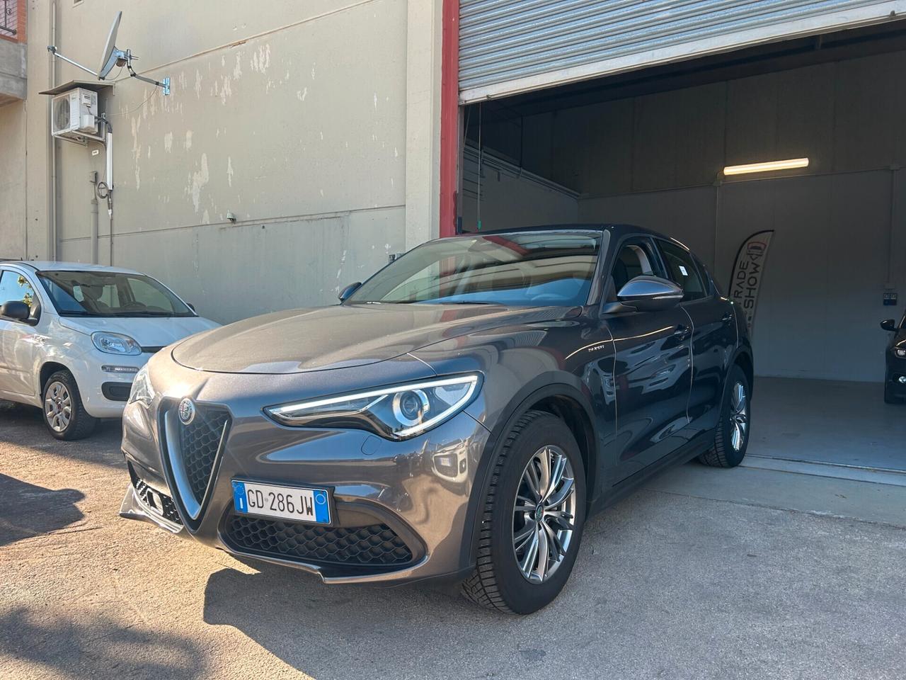 Alfa Romeo Stelvio 2.2 Turbodiesel 160 CV AT8 RWD Business