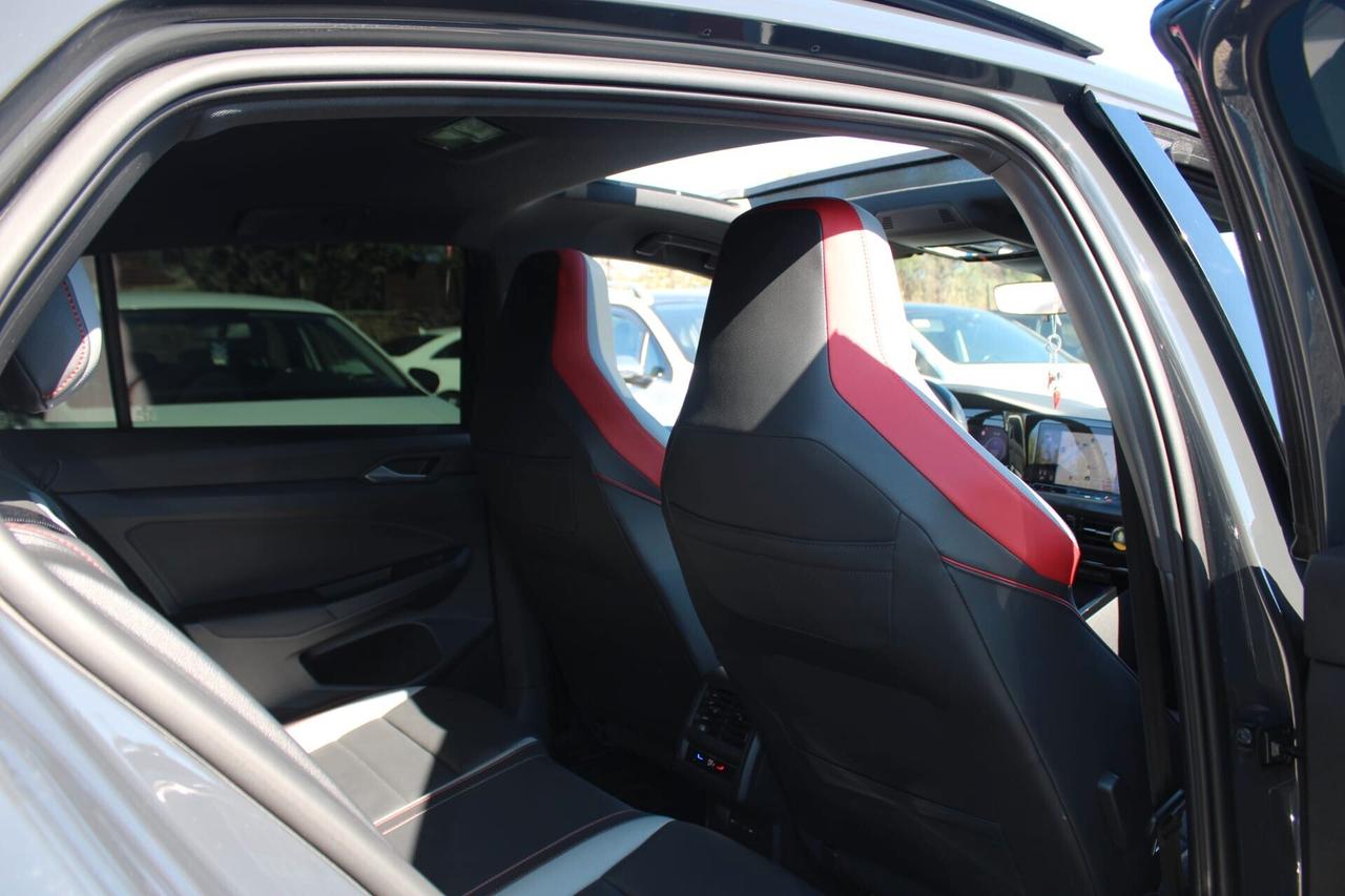 Volkswagen Golf GTI Tua A SOLI 445€