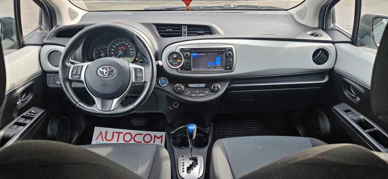 Toyota Yaris 1.5 Hybrid 5P AUTOMATICA