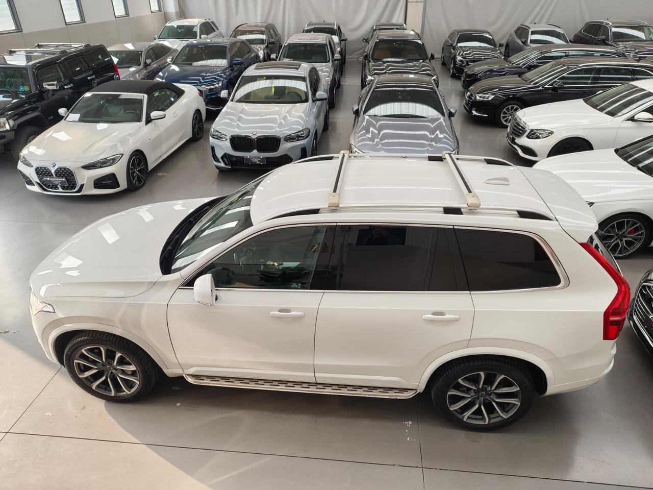 Volvo XC90 D5 AWD Geartronic 7 posti Momentum