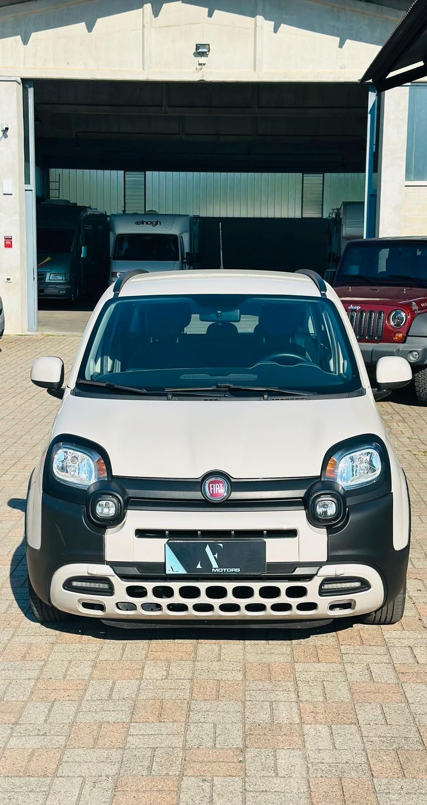 Fiat Panda CROSS 4X2 1.2GPL