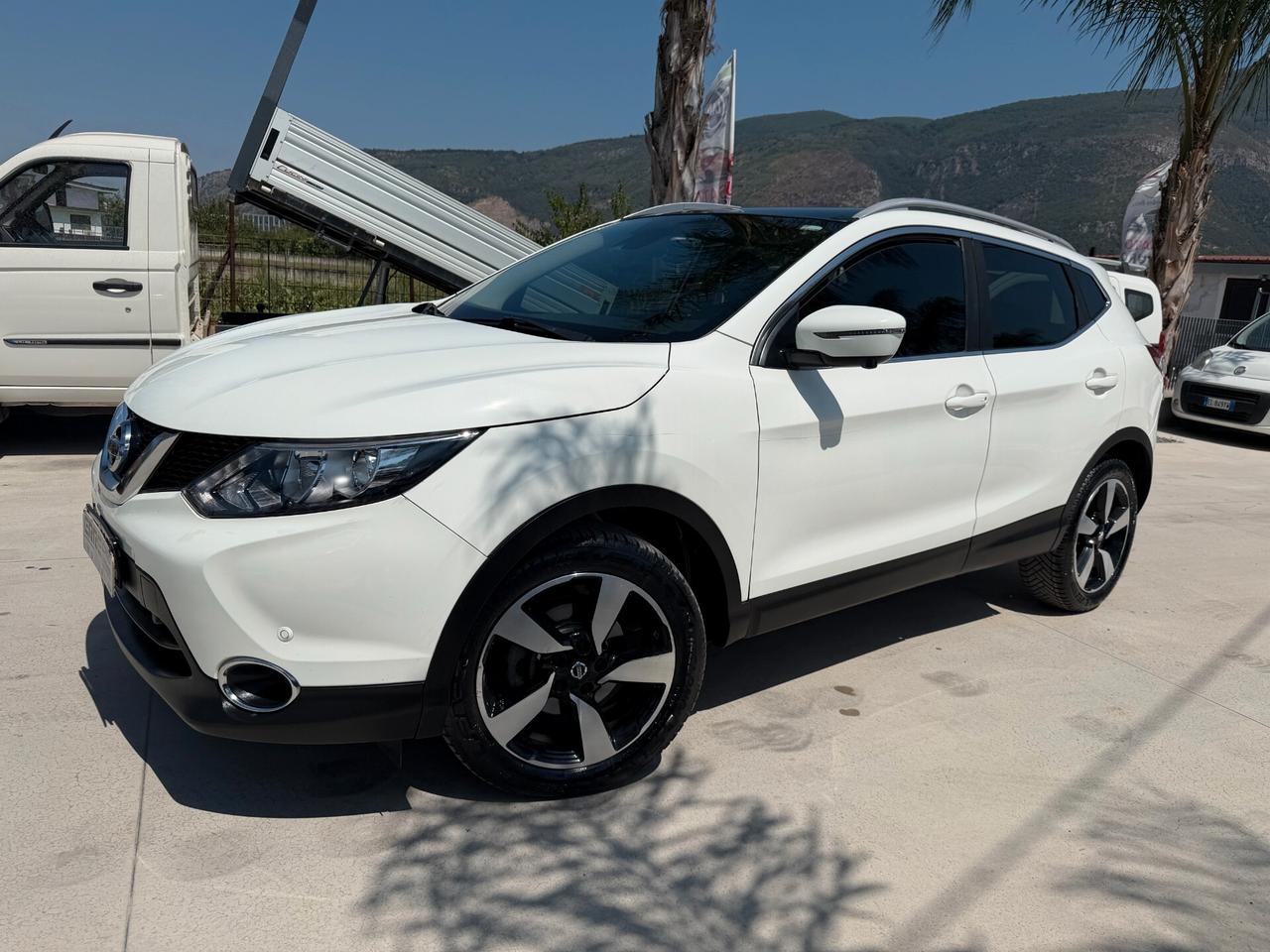 NISSAN QASHQAI 2015 1.2 BENZINA/GPL 116 CV *360°