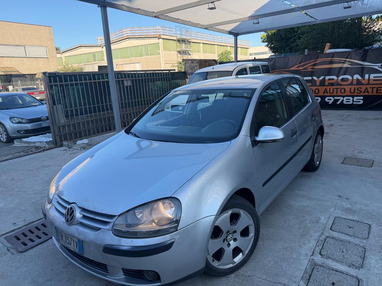 VW GOLF 1.9 TDI 105CV 77KW CERCHI 17
