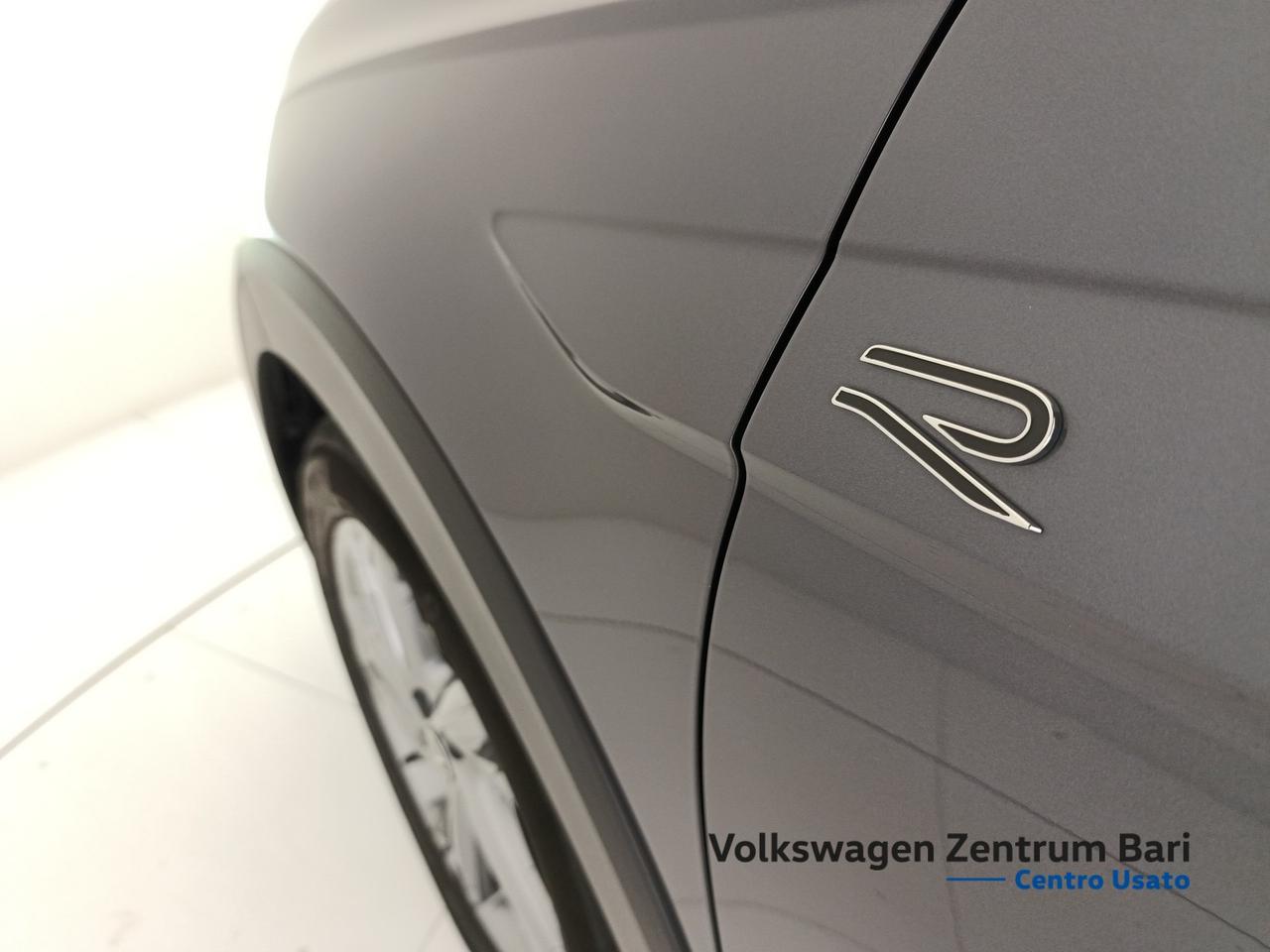Volkswagen Taigo 1.0 tsi r-line 115cv dsg