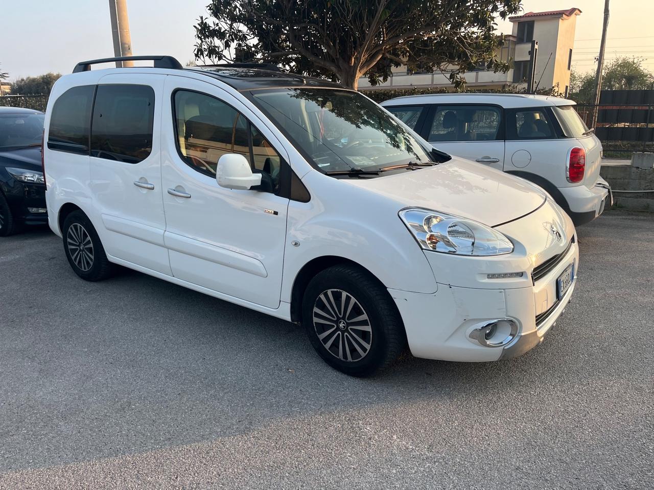 Peugeot Partner Tepee 1.6 HDi 115CV Outdoor