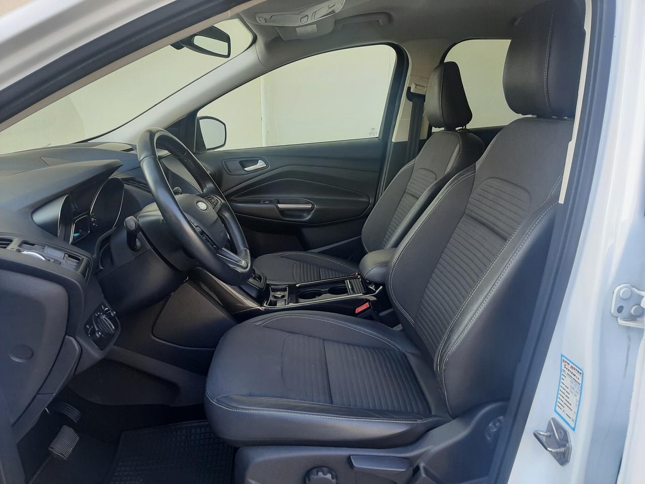 Ford Kuga 1.5 TDCI 120 CV 2WD Powershift Edition