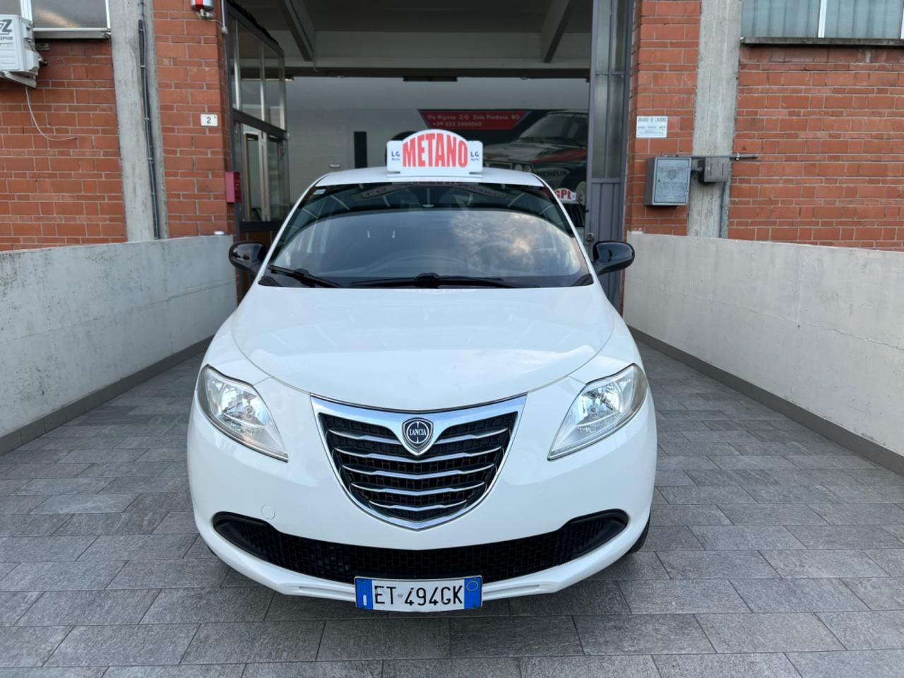 Lancia Ypsilon 0.9 TwinAir 85 CV 5 porte Metano Ecochic Gold