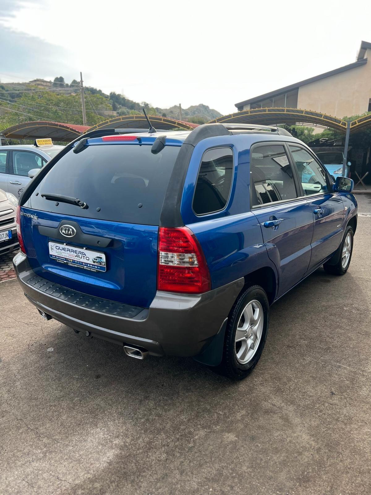 Kia Sportage 2.0 CRDI 112CV Active 4X4 MUNITA DI GANCIO DI TRAINO