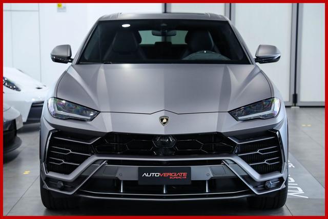 LAMBORGHINI Urus 4.0